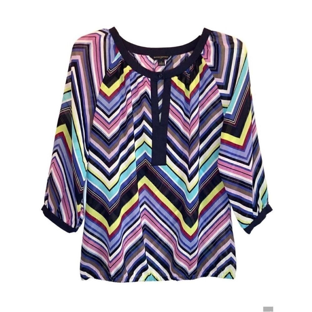 Banana Republic Sheer Chevron Blouse with 3/4 Sleeves in Multi Color Women’s S